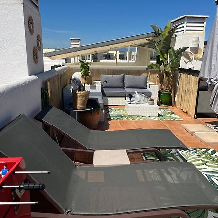 Appartement Avec Terrasse Sur Le Toit Vue Mer Rosas Exterior foto