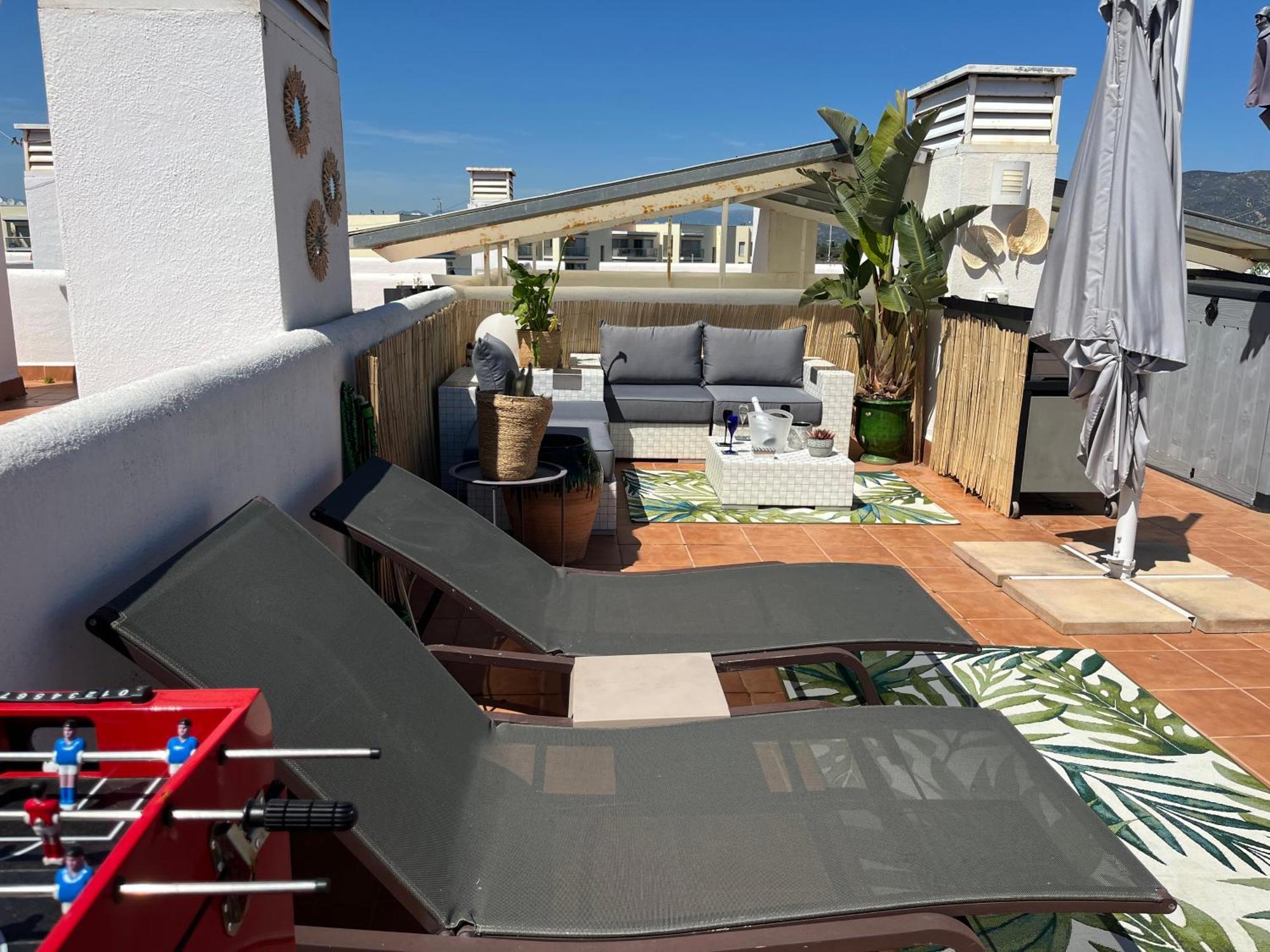 Appartement Avec Terrasse Sur Le Toit Vue Mer Rosas Exterior foto